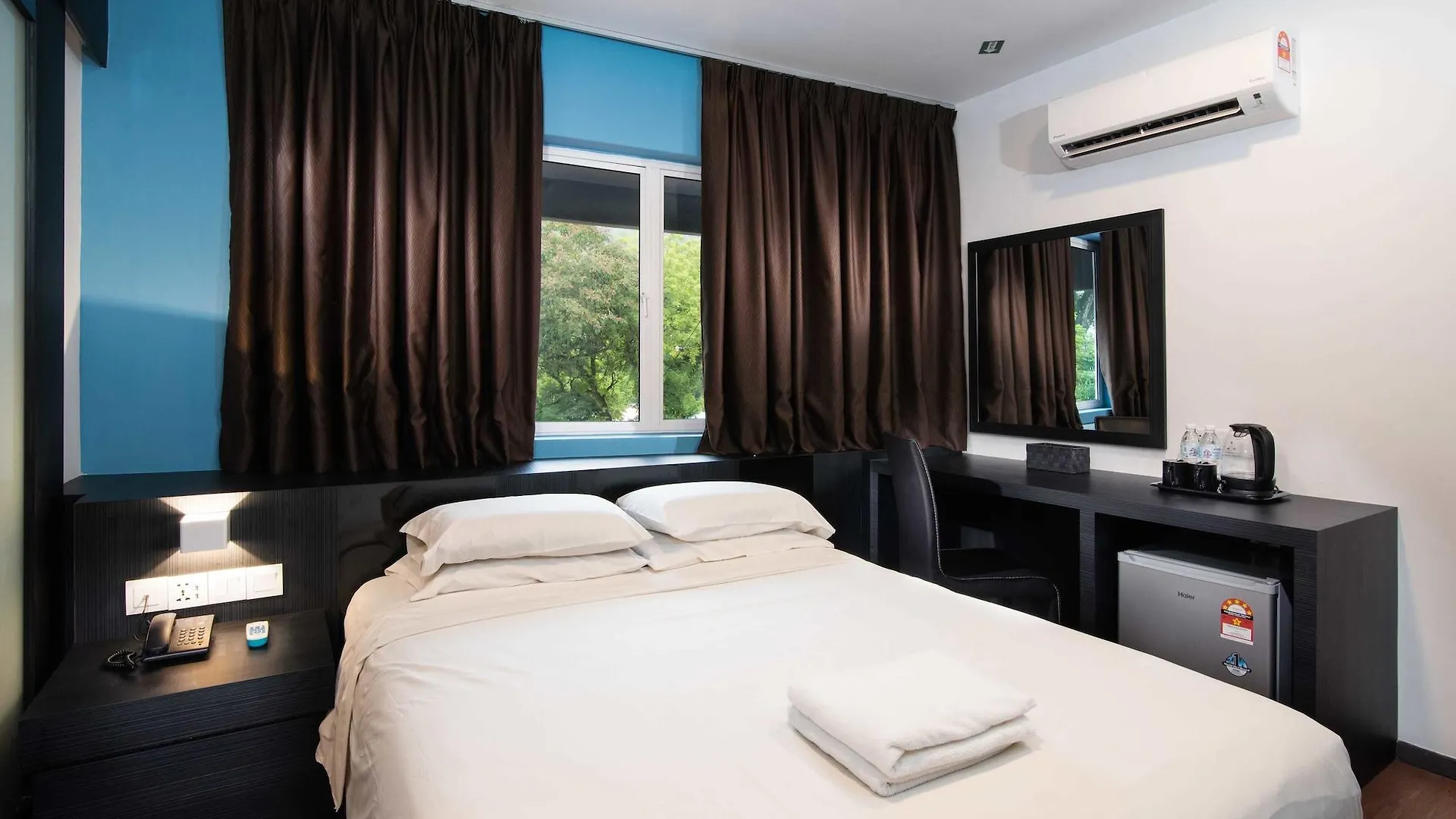 **  Hotel Waterfall George Town Malaysia